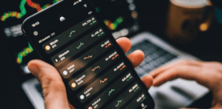 Top Crypto Coins in 2025: BlockDAG, Uniswap, Ethena, and Aptos Lead with Growth, Utility, and Buyer Confidence