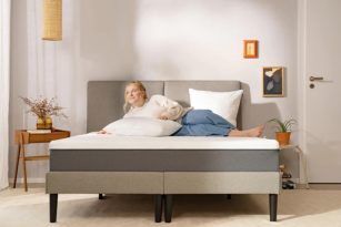 Emma Sleep – The Right Side of the Bed, Every Time