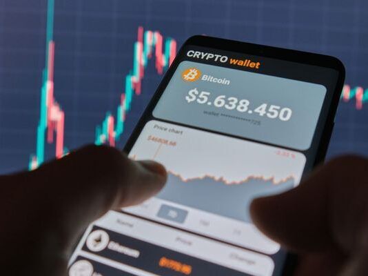 Free Tools to Monitor Capital Gains for Tax Season Monitor capital gains easily with free tools that track your investments. Discover the best apps to calculate profits and stay ready for tax season.