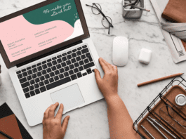 Web designer Dallas TX or development team? What B2B companies should hire first