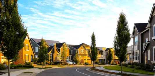 How to Compare Knoxville, Tennessee Neighborhoods Before You Buy a Home